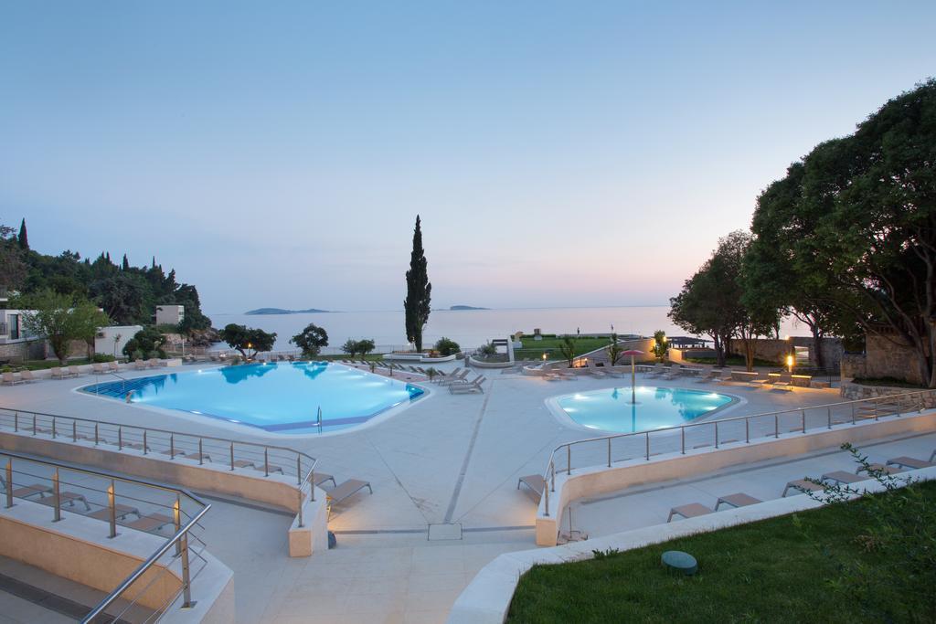 Hotel Mlini Buitenkant foto