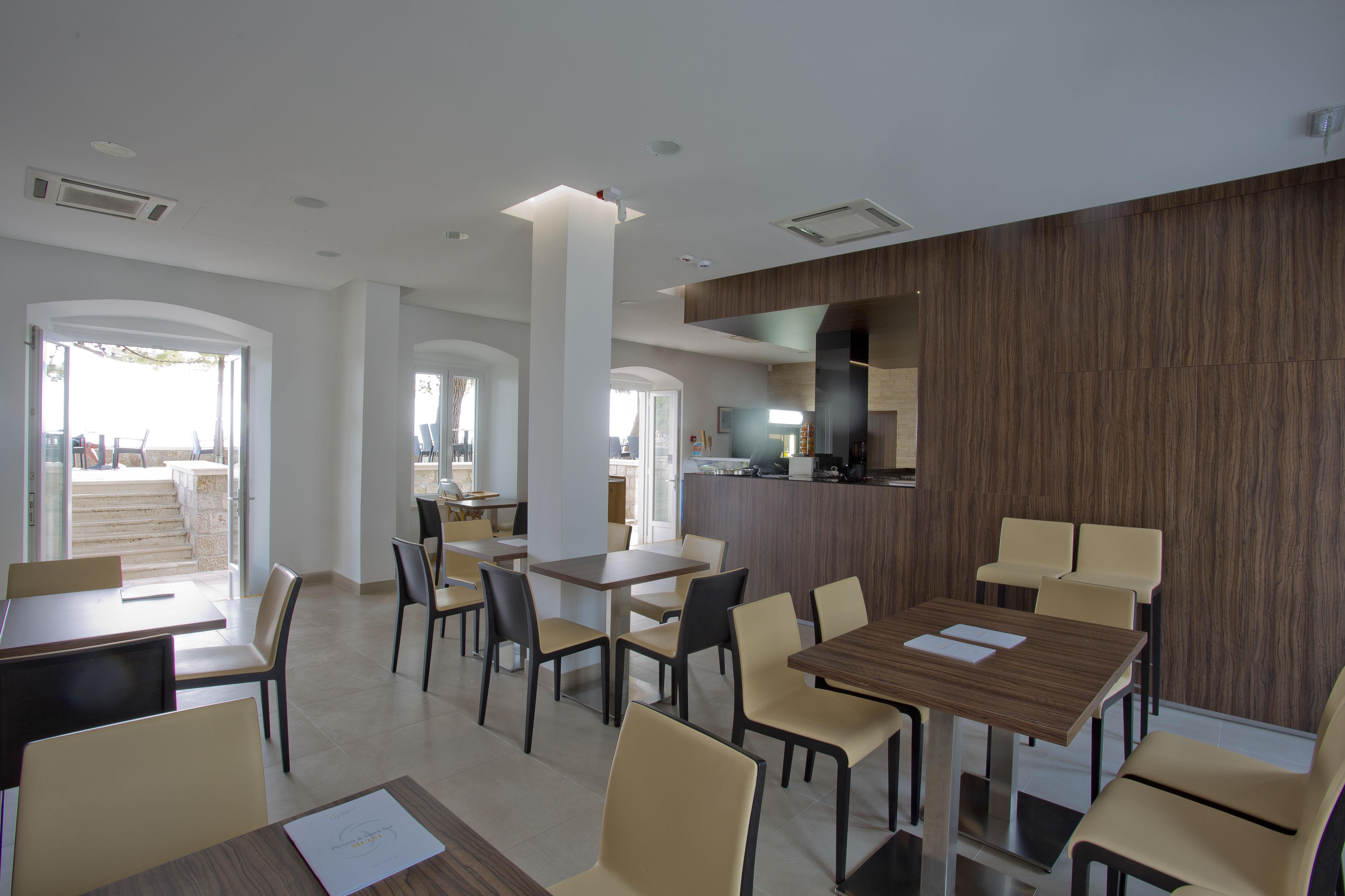 Hotel Mlini Buitenkant foto